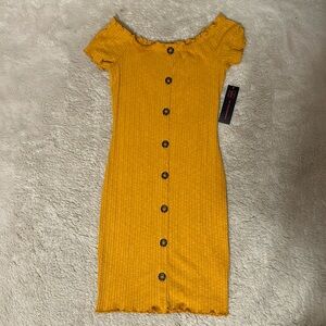 Women’s off the shoulder summer dress